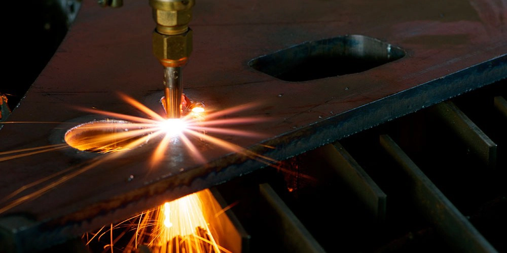قابلیت‌های هوابرش CNC ضخیم بر در صنایع سنگین